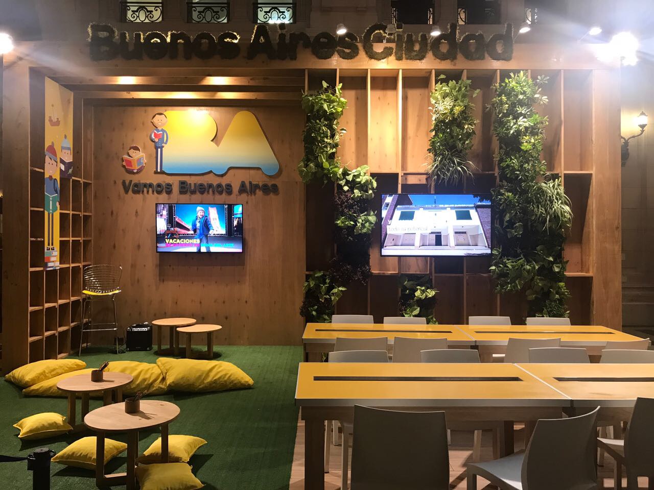 Propuestas y actividades del ministerio de Educación en la 27° Feria del libro infantil y juvenil