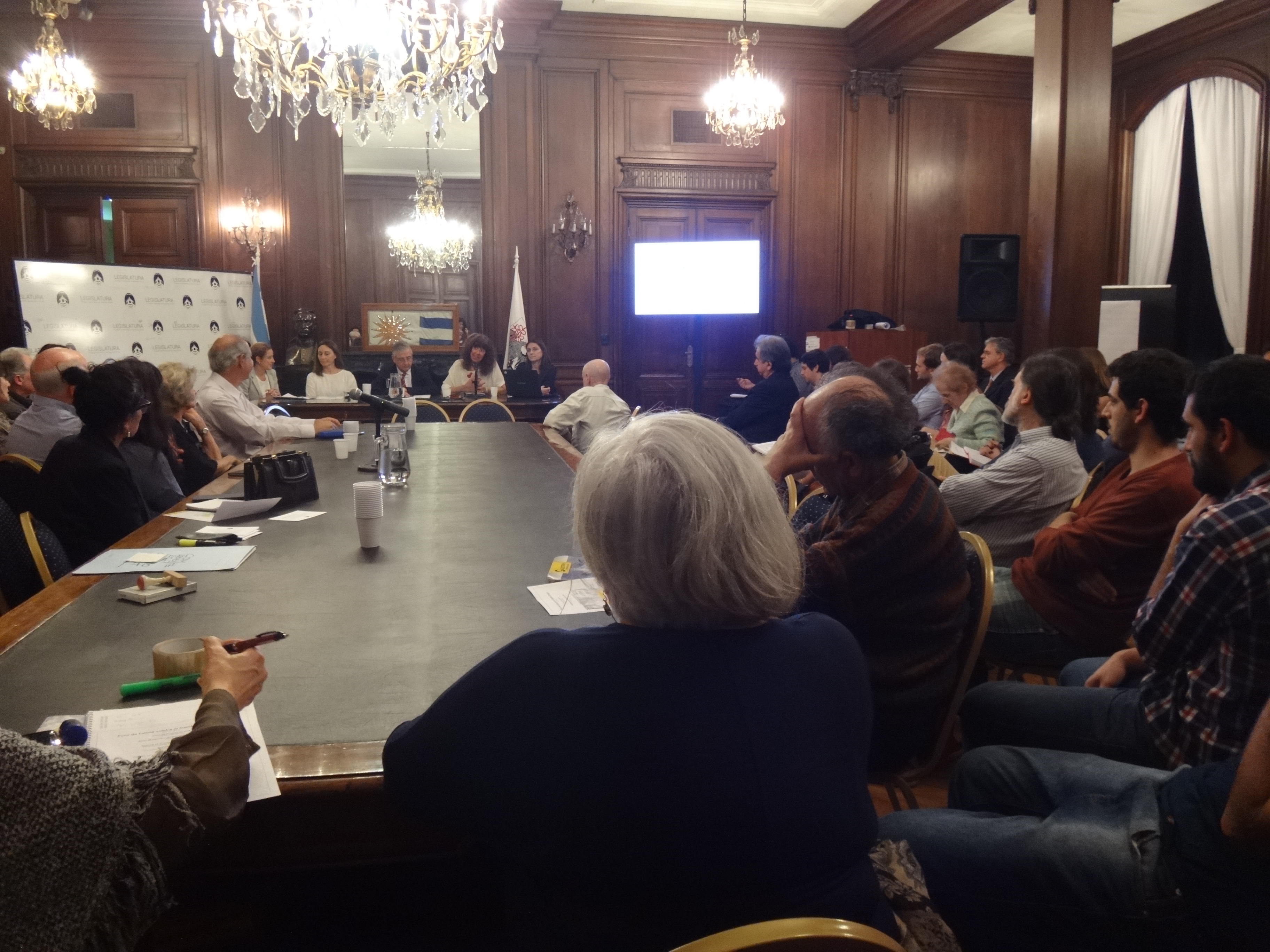 APrA organizó el primer Foro de Lucha contra el Cambio Climático