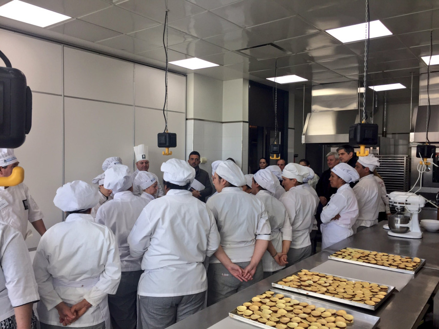 Recorrida por la Planta de “Las Medialunas del Abuelo”