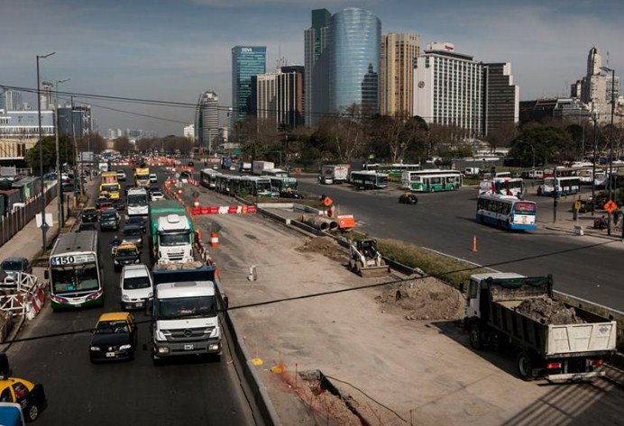 La obra del Paseo del Bajo avanza a lo largo de todo Puerto Madero