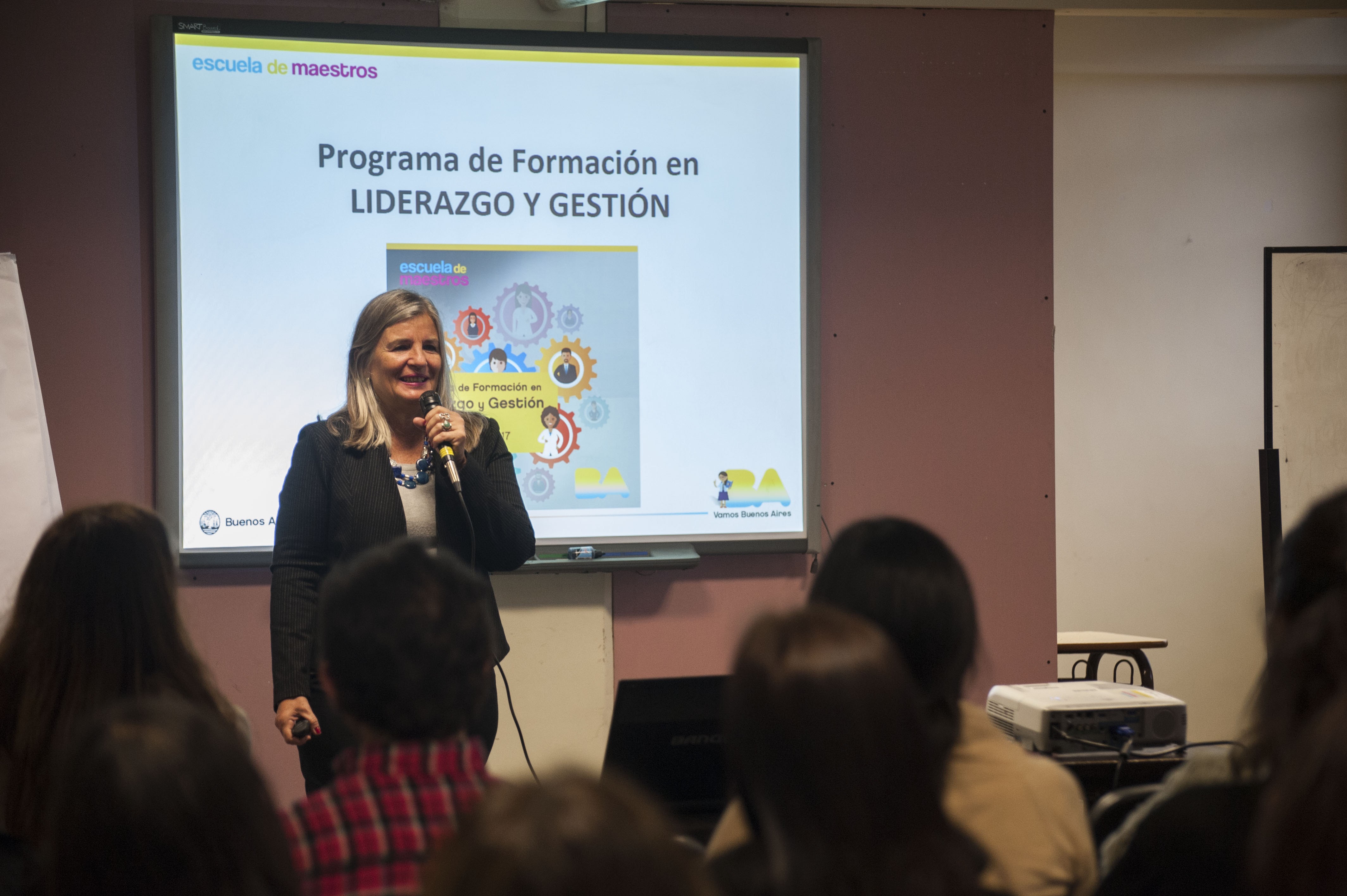 Ya comenzó el «Programa de Formación en Liderazgo y Gestión»