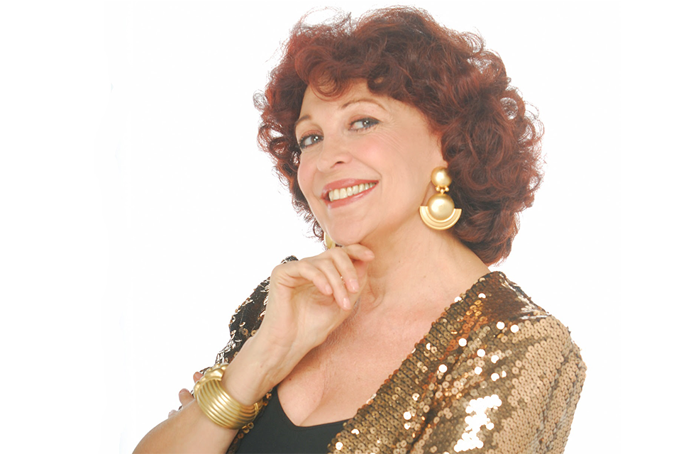 Gabriela Acher presenta "El amor en los tiempos del colesterol"