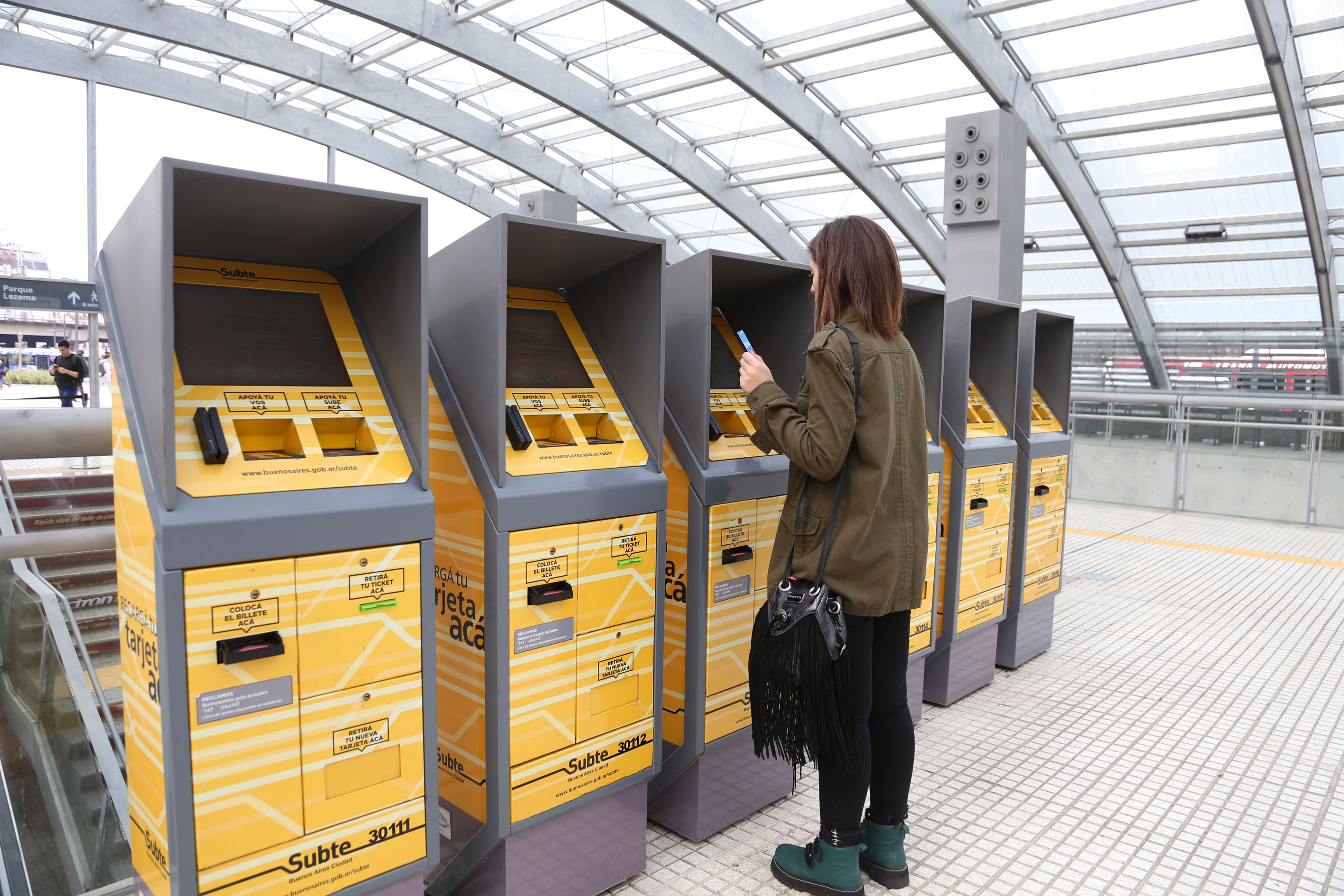 Instalamos máquinas de recarga de tarjeta SUBE en la Línea C