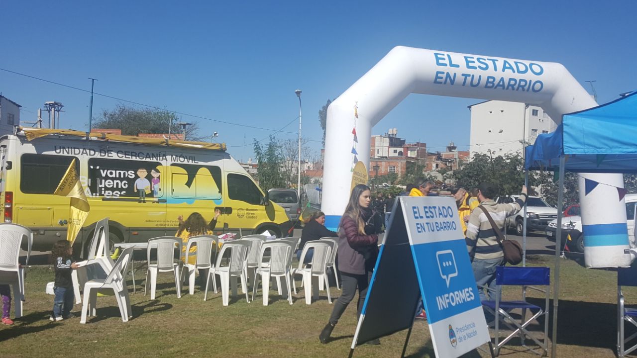 EL Registro Civil móvil junto al Estado en tu Barrio