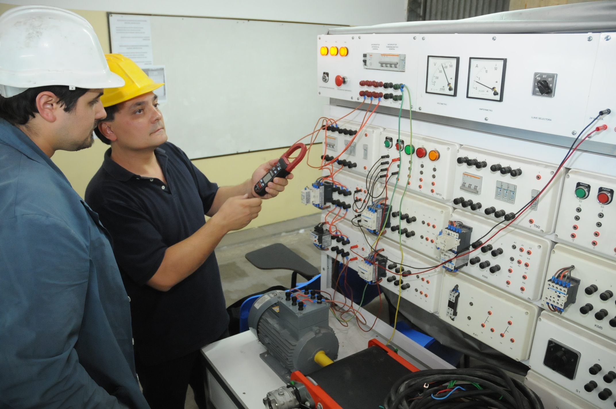 Nuevo trayecto formativo “Electricista Industrial”