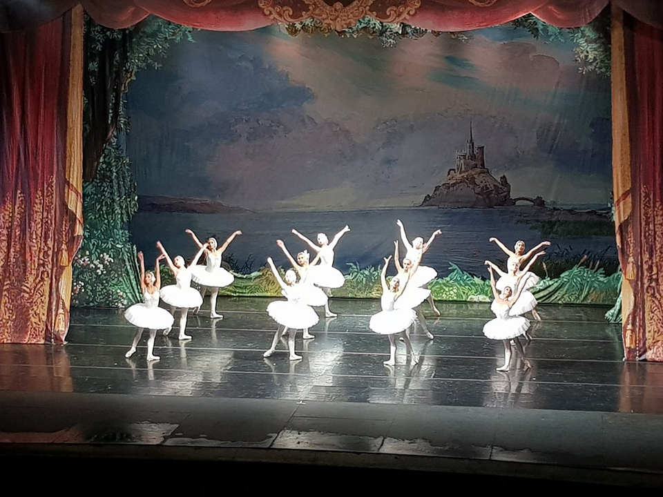 Función gratuita del Ballet de San Petersburgo en Parque Centenario