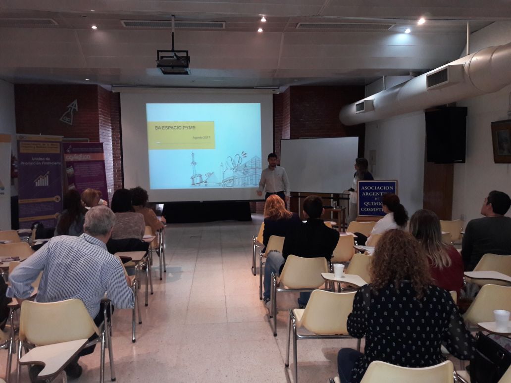 Taller PyME en la Asociación Argentina de Químicos Cosméticos - AAQC