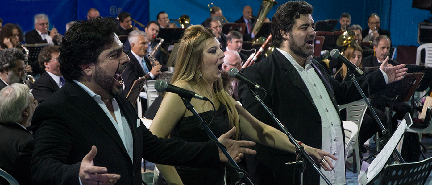Gala Lírica Opera Trío: Almerares, López Linares y Bürgi en Parque Centenario