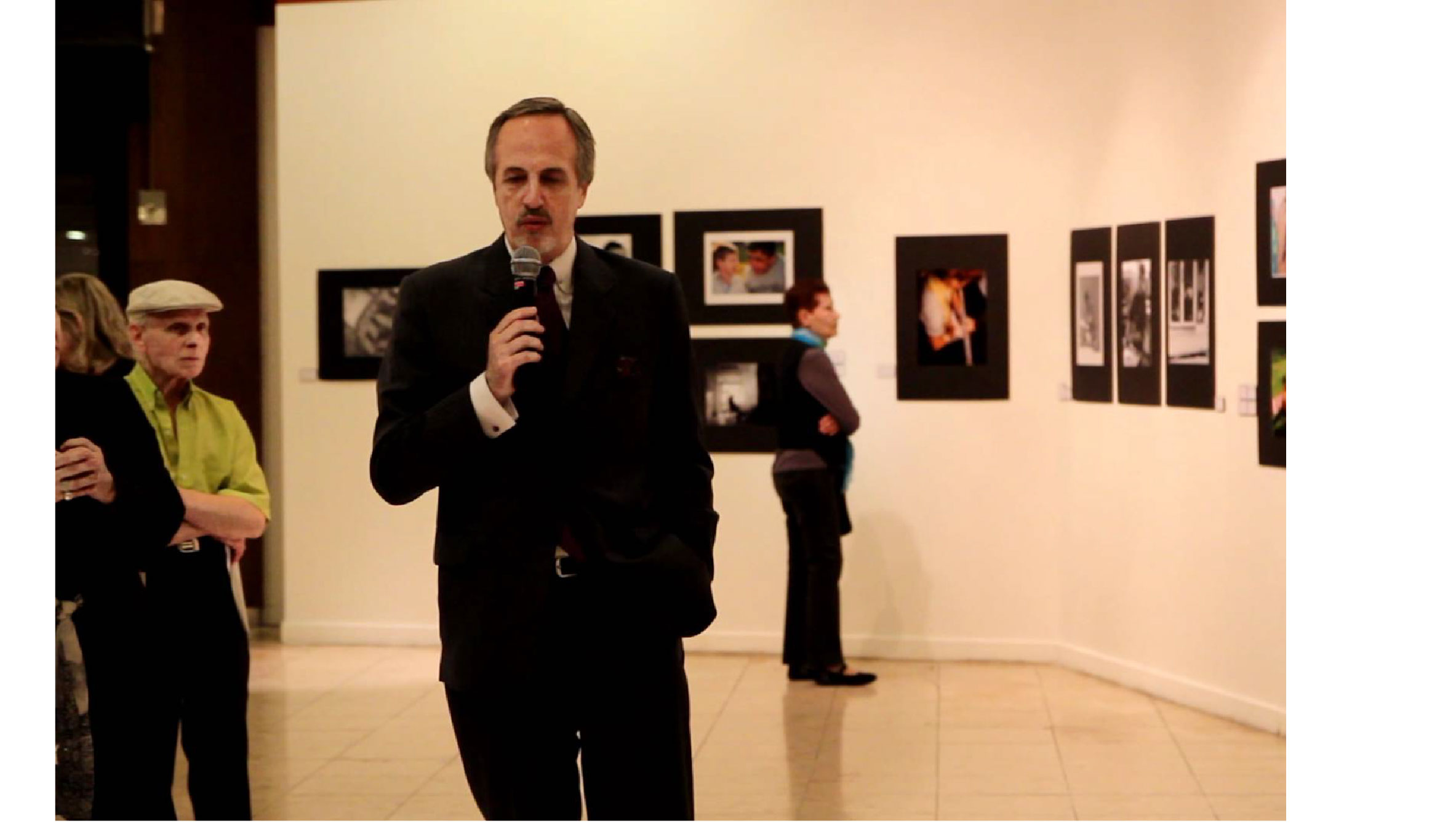  Presentación del libro "Mito y falsificación"