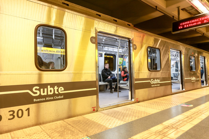 Un subte cada tres minutos en la Línea H