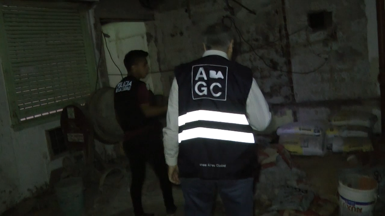 Múltiples clausuras en Flores