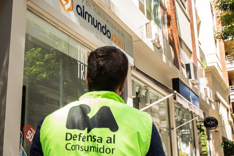 Vacaciones: 8 claves a la hora de contratar servicios turísticos