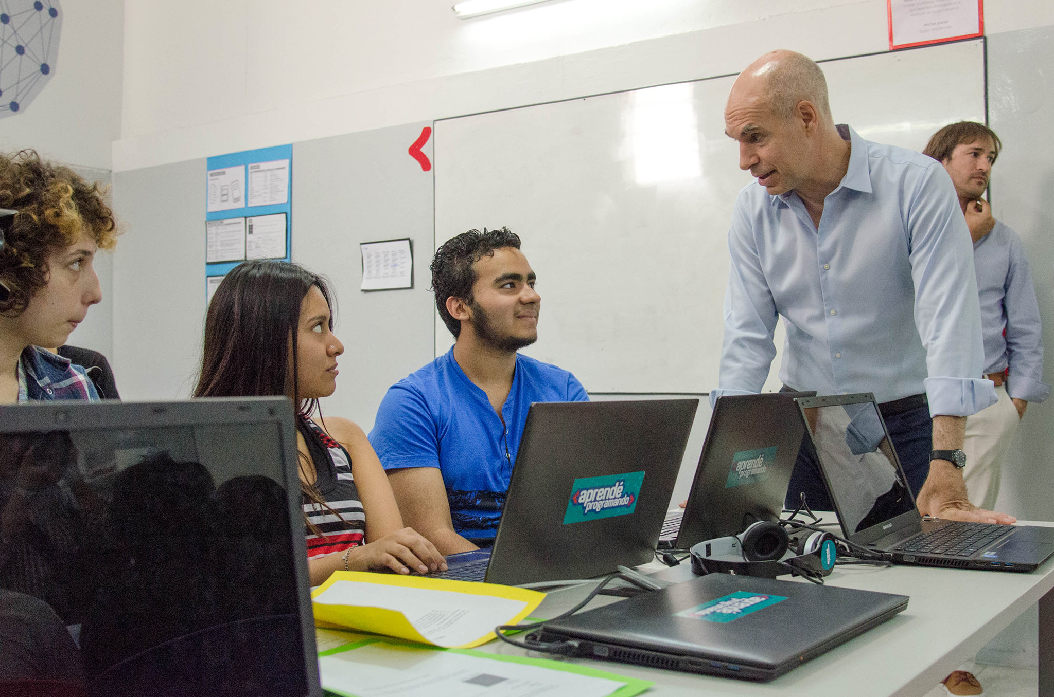 Rodríguez Larreta estuvo junto a alumnos de “Aprendé Programando”