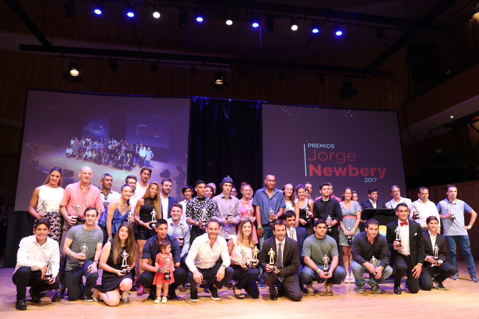 Anabella Mendoz se coronó en la gala de los premios Jorge Newbery