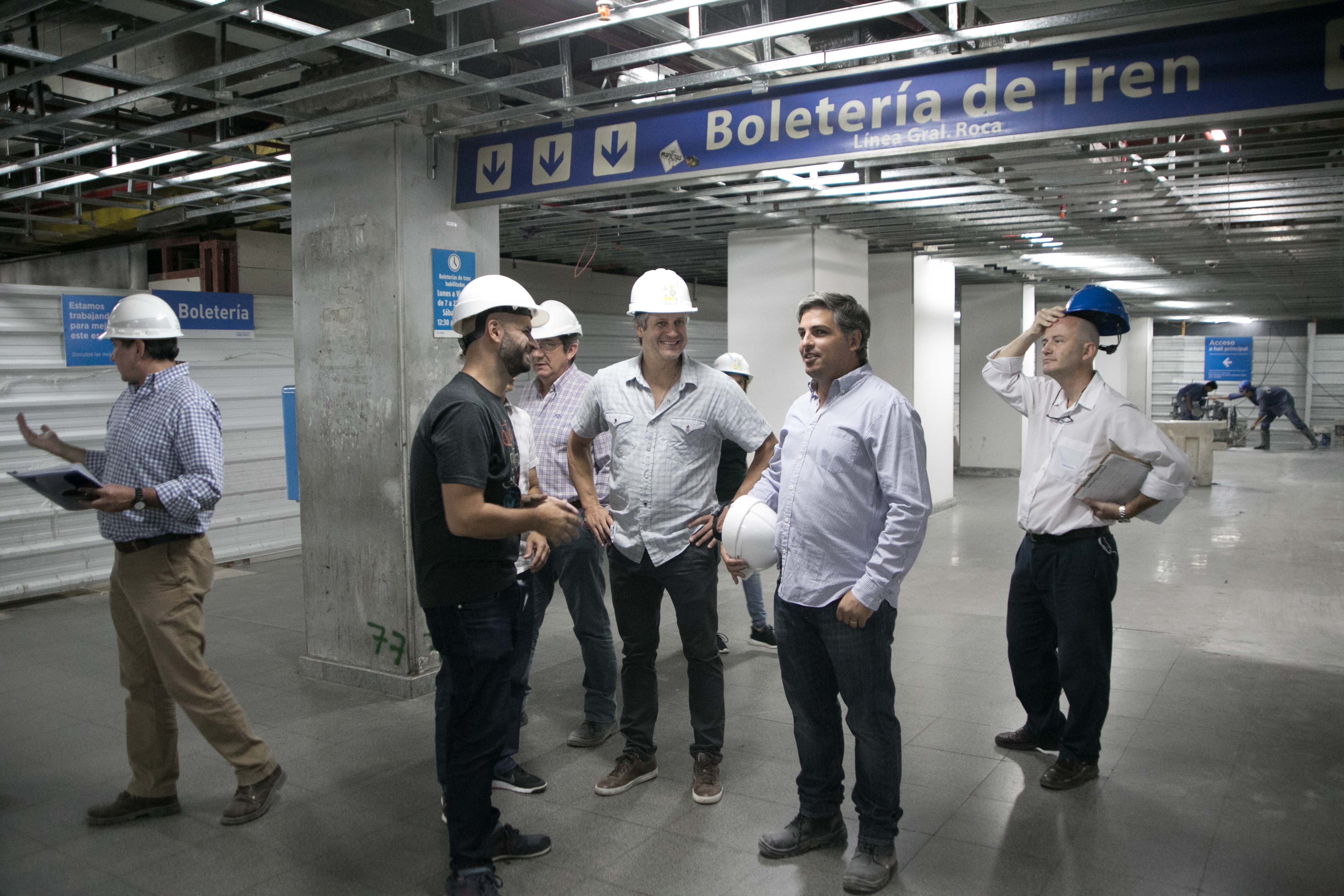 Recorrida por las obras que se realizan en la estación de trenes de Constitución