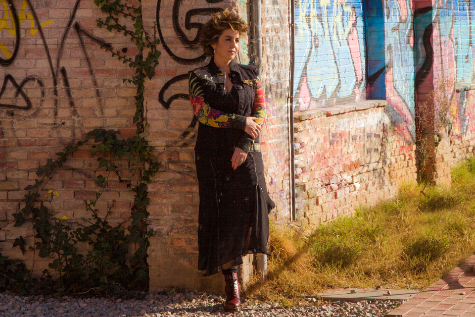 Amparo Sánchez en versión acústica