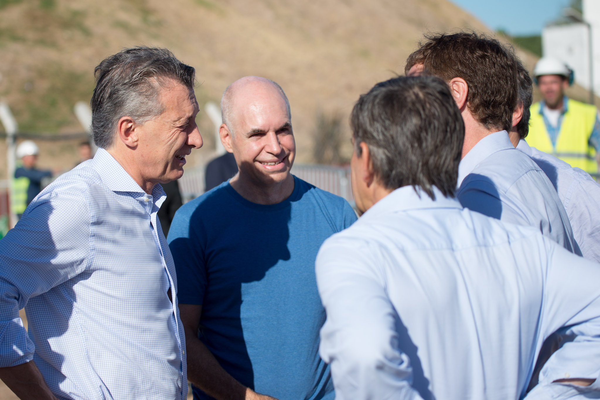 Macri y Rodríguez Larreta recorrieron las obras del segundo emisario del arroyo Vega