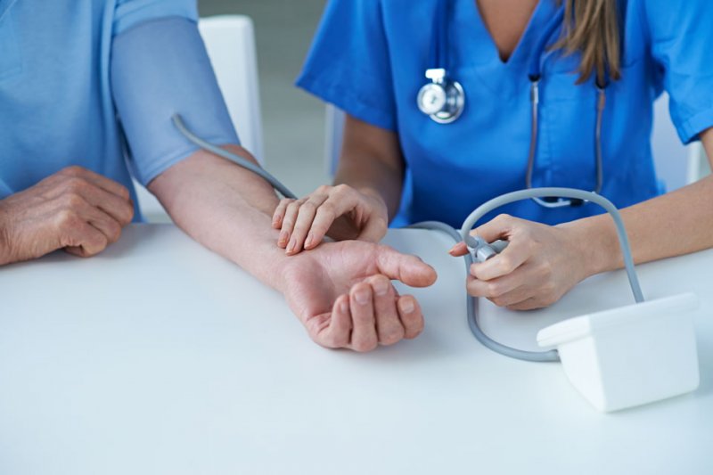 La Ciudad lanza 700 becas para estudiar enfermería