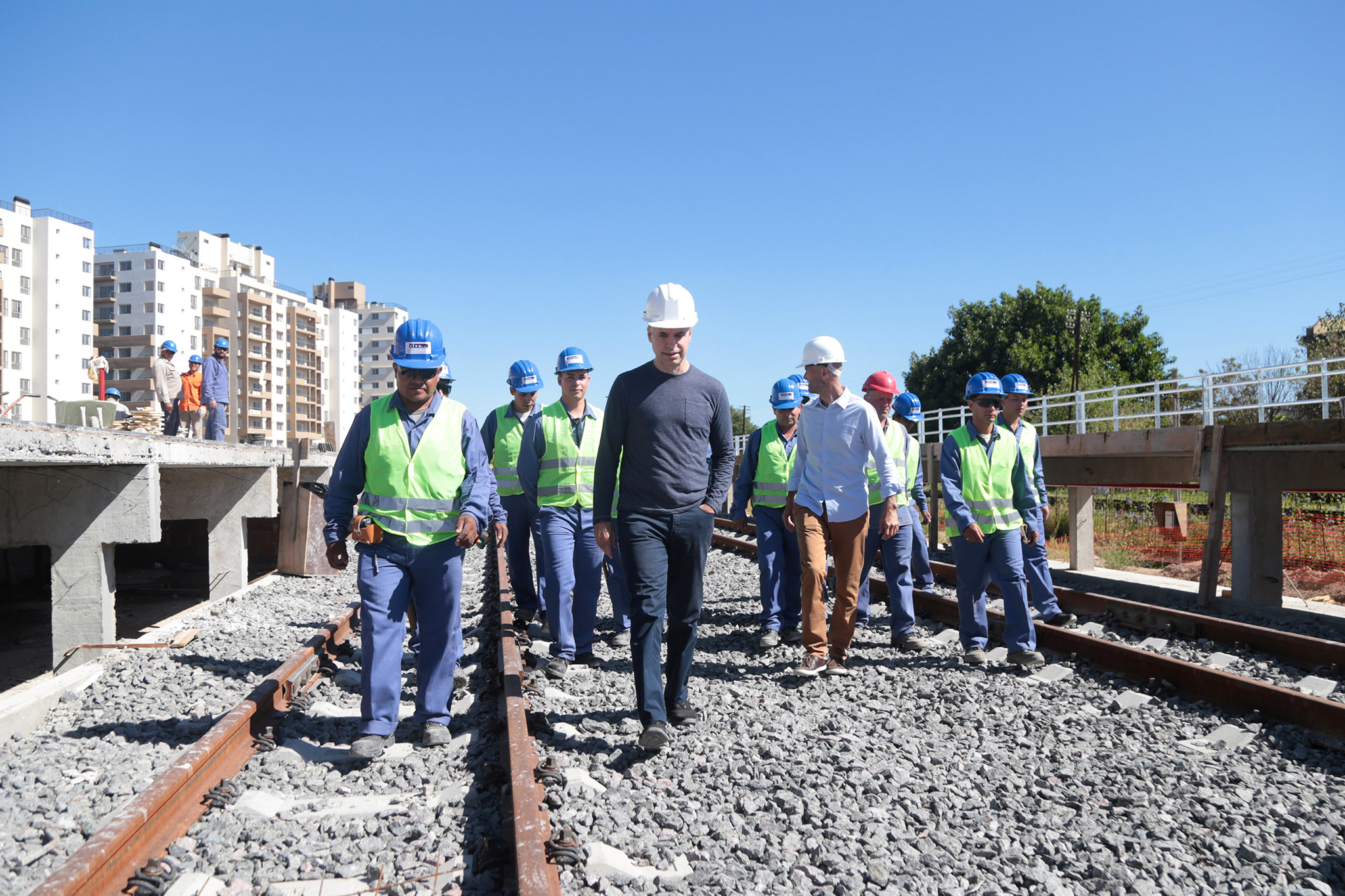 Rodríguez Larreta y Dietrich recorrieron el viaducto del Belgrano Sur