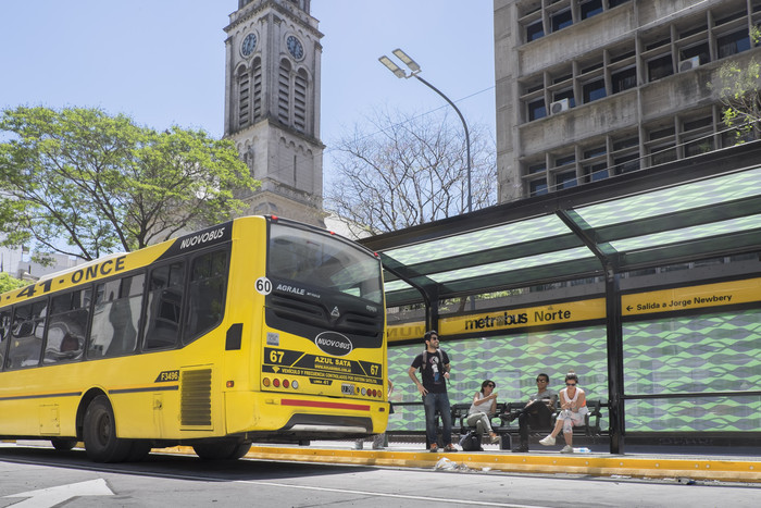 En la Ciudad ya hay 1.000 colectivos monitoreados por cámaras 