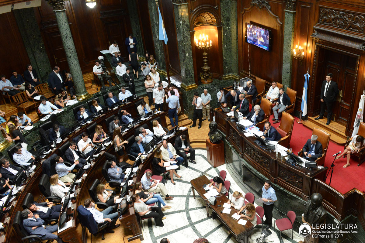 La Legislatura aprobó la eximición de Ingresos Brutos en los servicios de agua y gas