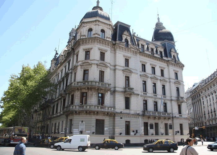 Se promulgó la ley de Ministerios: Hacienda es ahora Economía y Finanzas