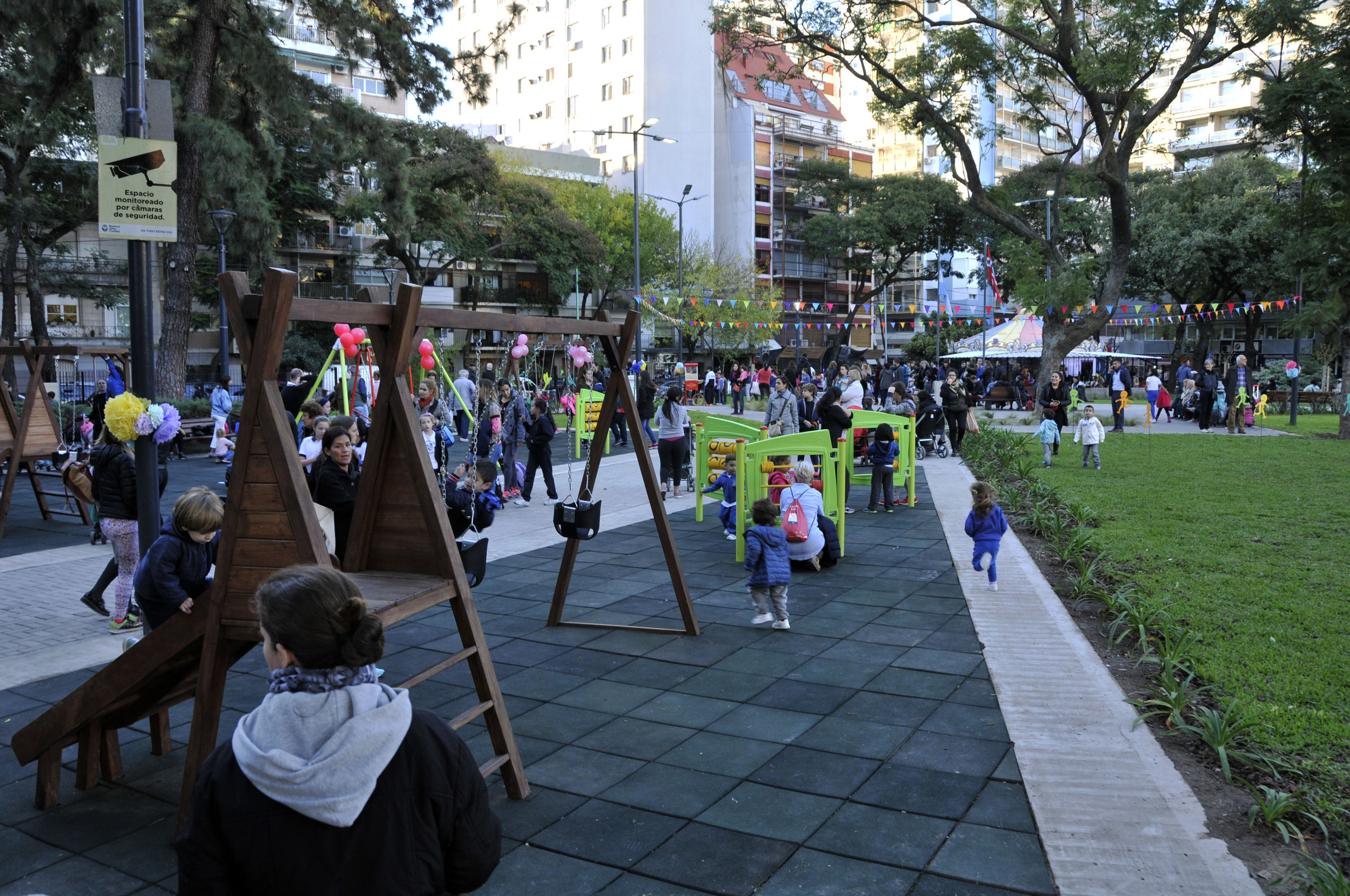 Presentación de la renovada Plaza Noruega 
