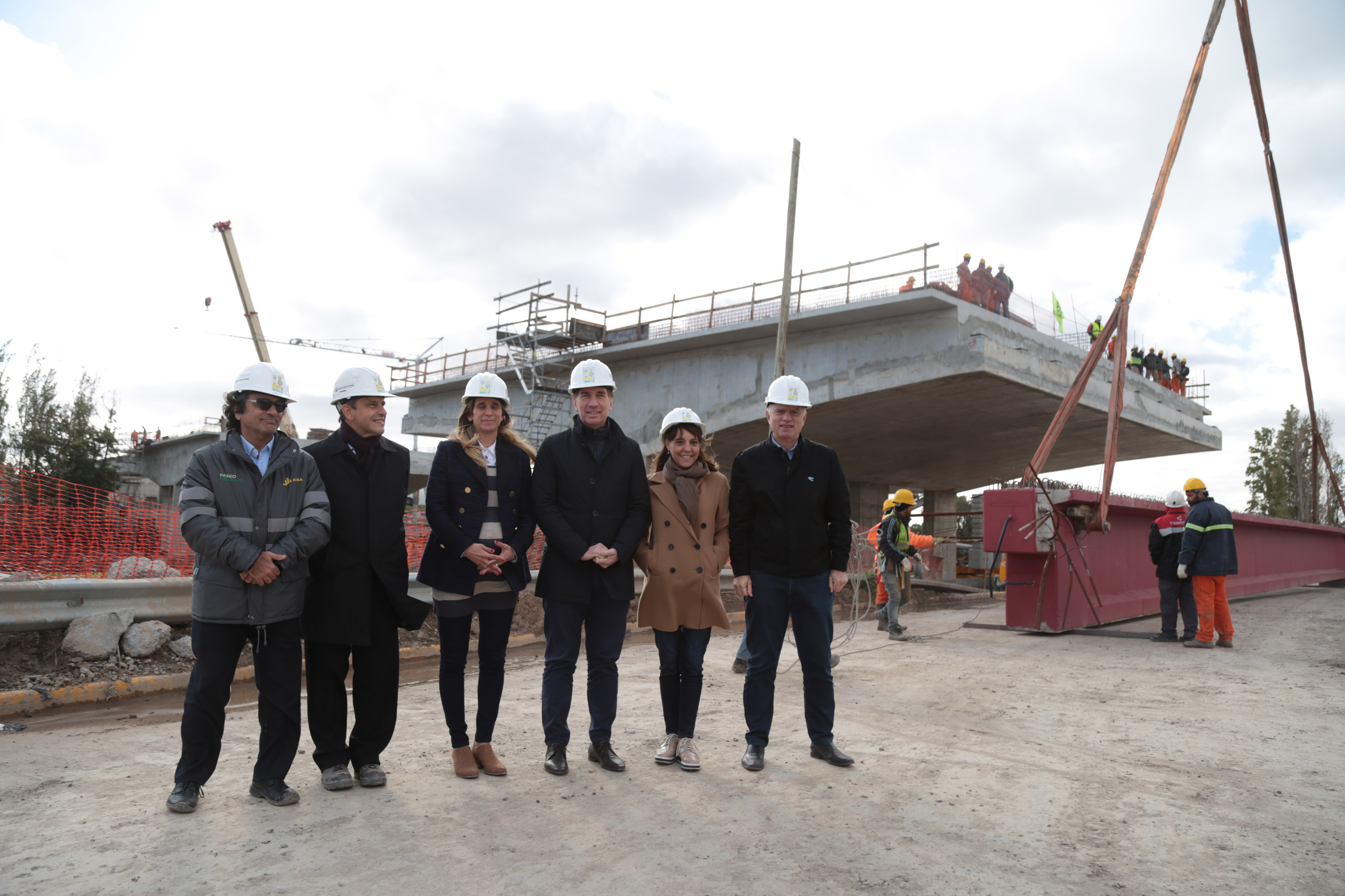 Diego Santilli recorrió la etapa final de las obras del Puente Lacarra: "Lo que estamos haciendo es conectar e integrarnos"