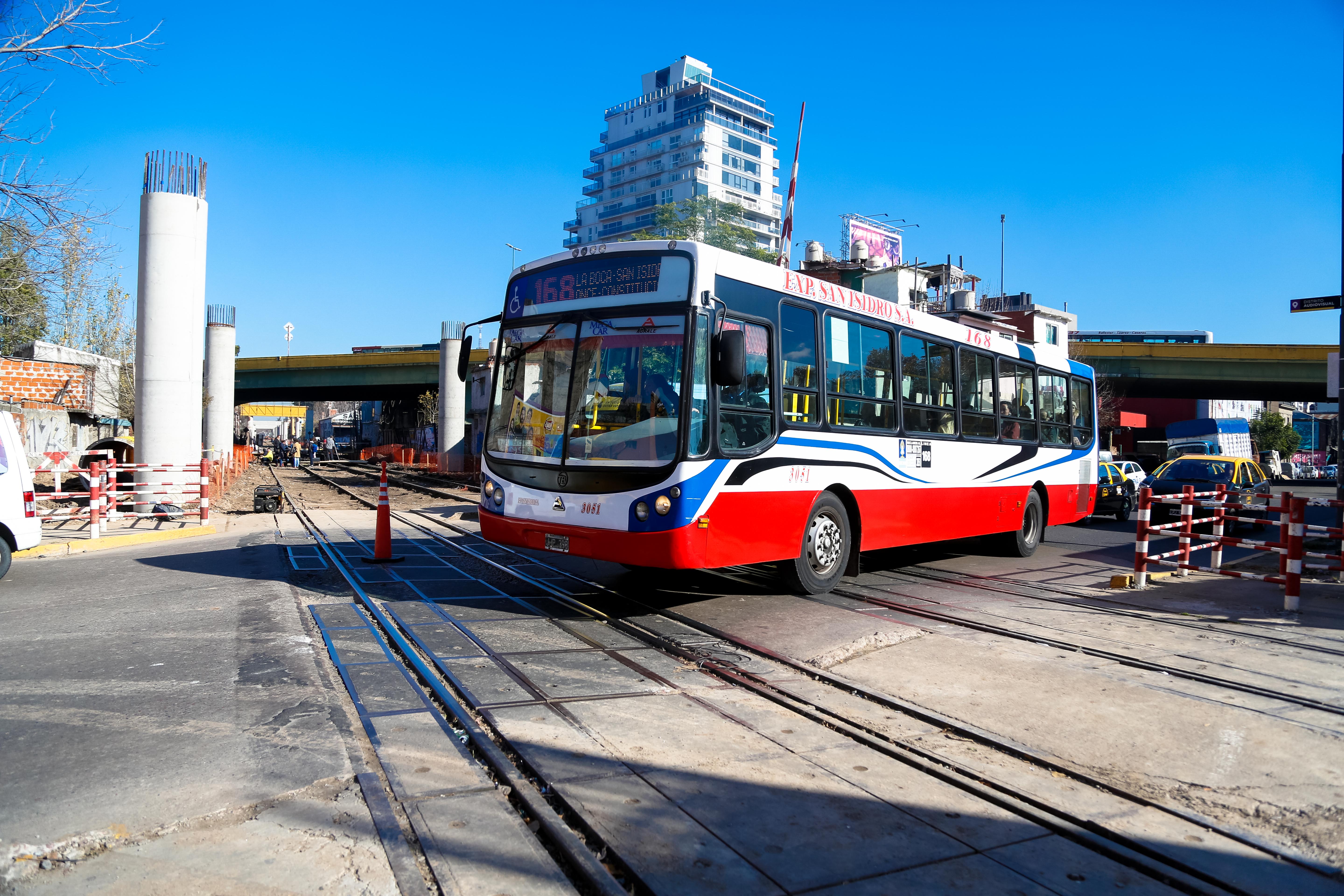 Con el viaducto San Martín se eliminarán 11 barreras ferroviarias