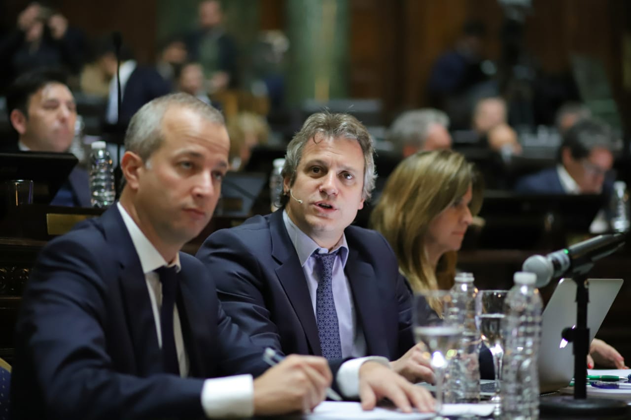 Felipe Miguel en la Legislatura: "Vamos a terminar con las puertas giratorias en la Ciudad"