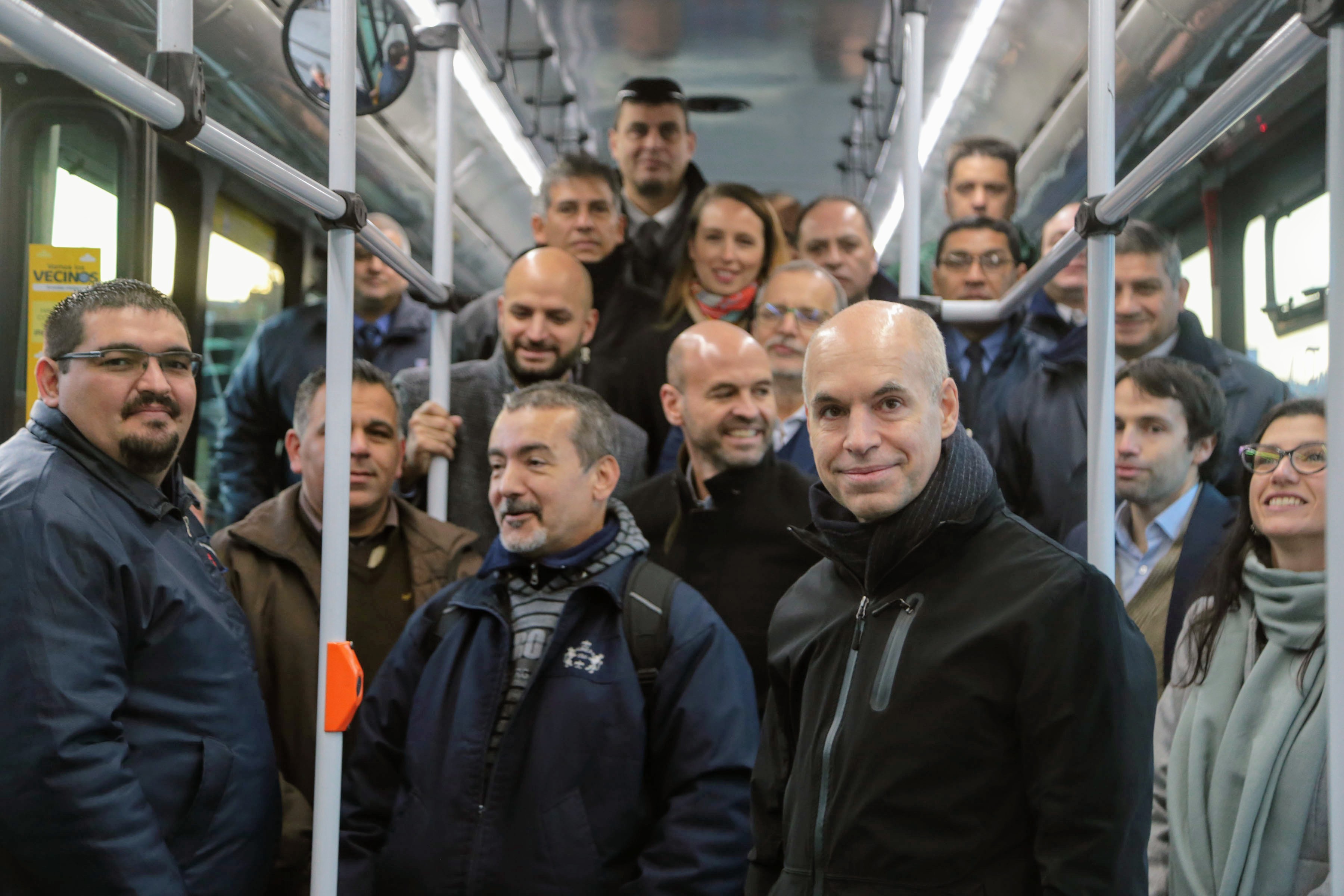 Horacio Rodríguez Larreta presentó junto a Guillermo Dietrich la iniciativa “Grandes Choferes”