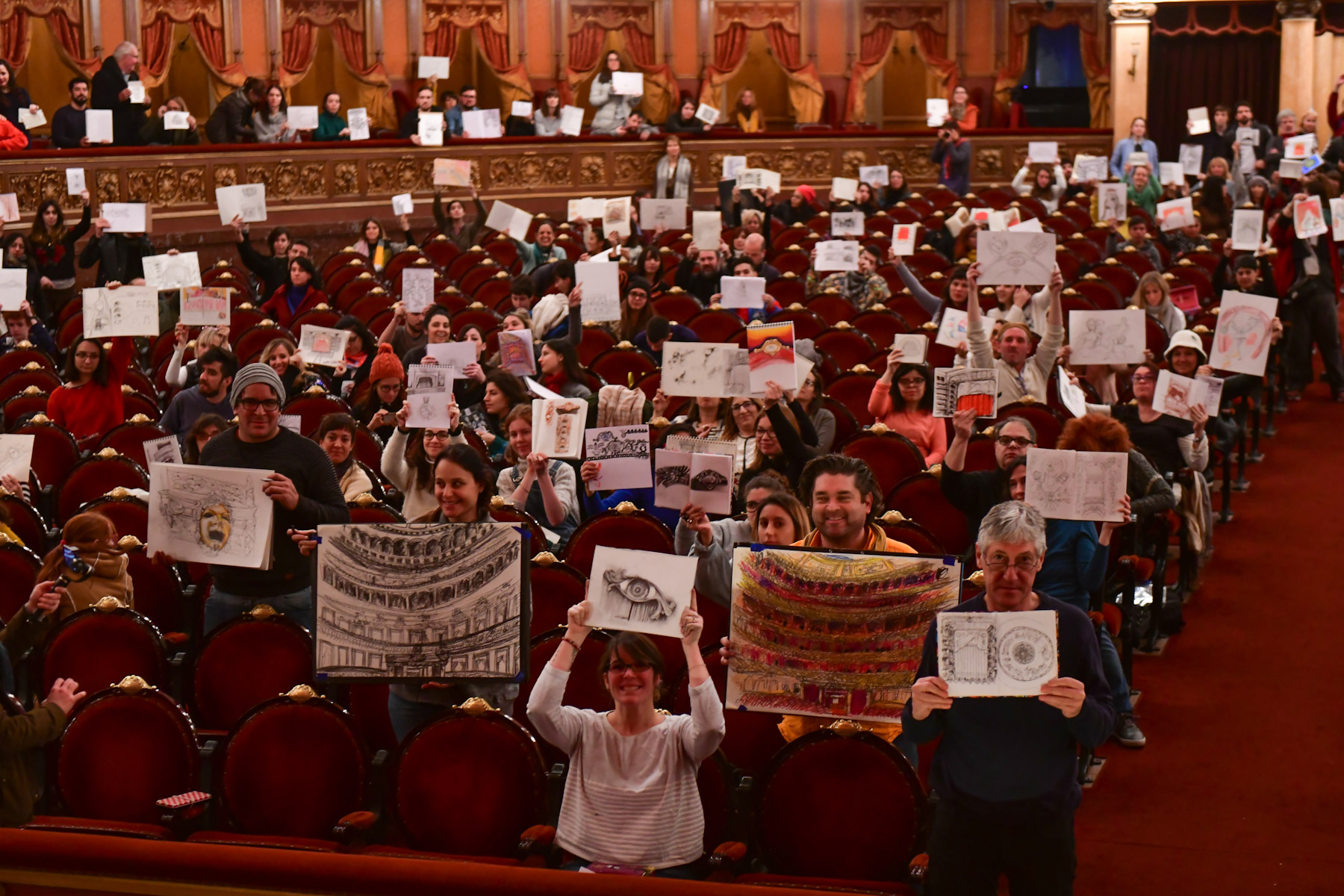 Más de 1.500 artistas y aficionados en la Jam de dibujo del Teatro Colón