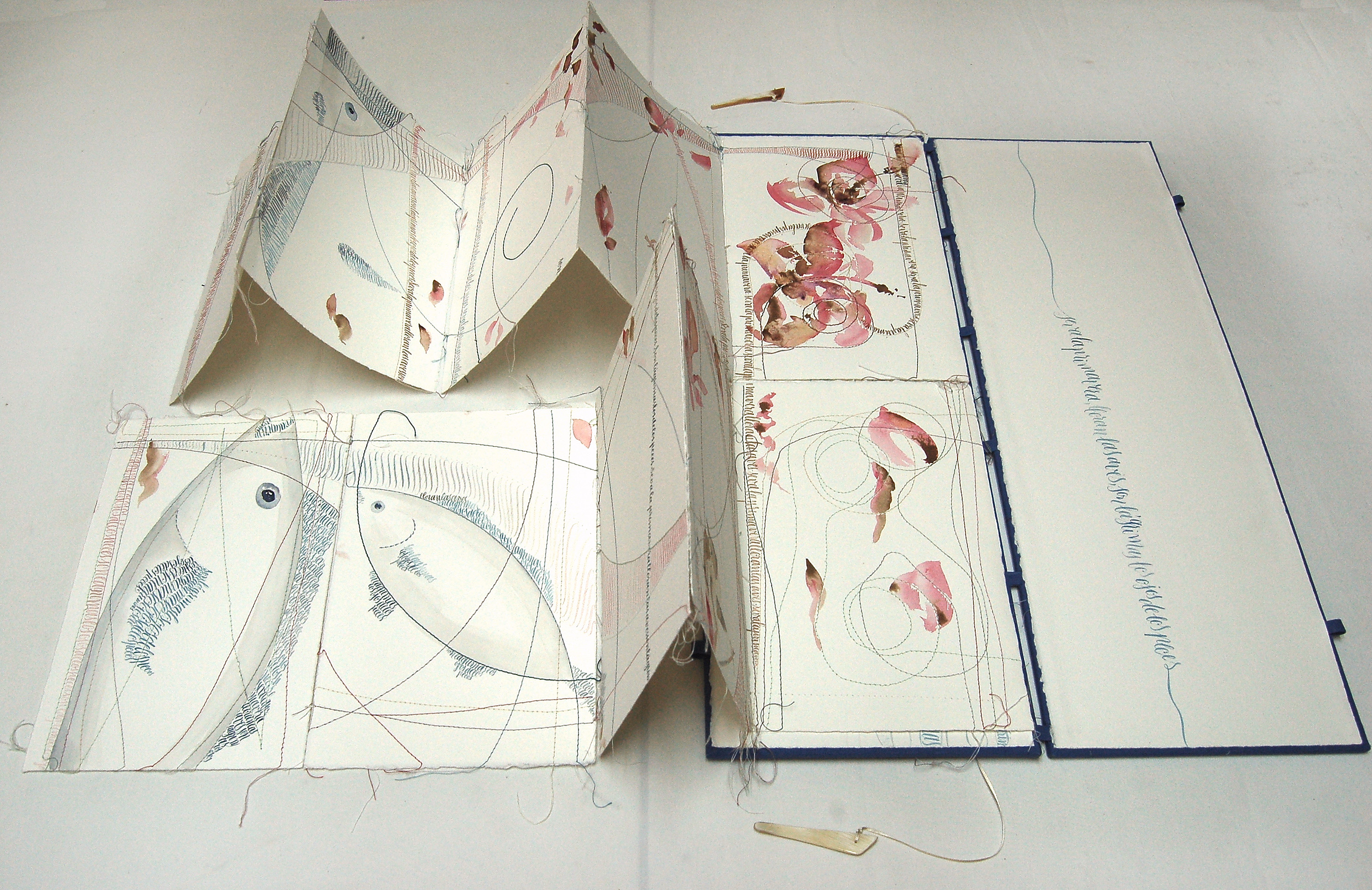 Finalizó la selección de los ganadores del 14° Salón de Arte Textil 