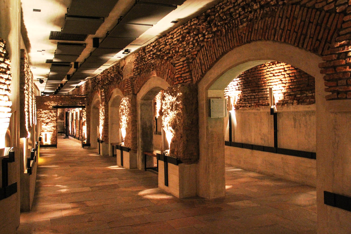 Recorrido por El Zanjón de Granados 