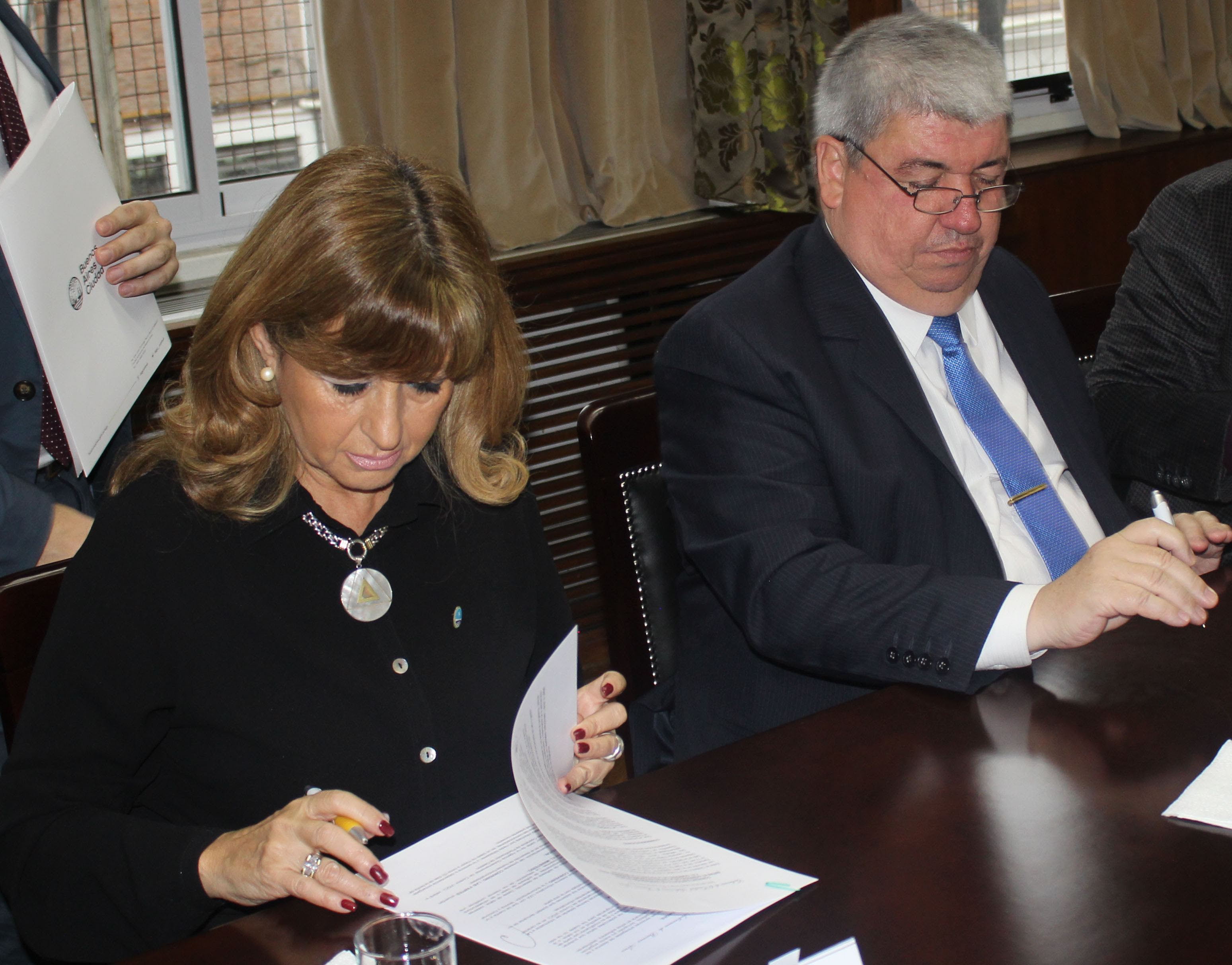 El Ministerio de Salud mendocino replicará el modelo de fiscalización de la Ciudad mediante un convenio con la AGC