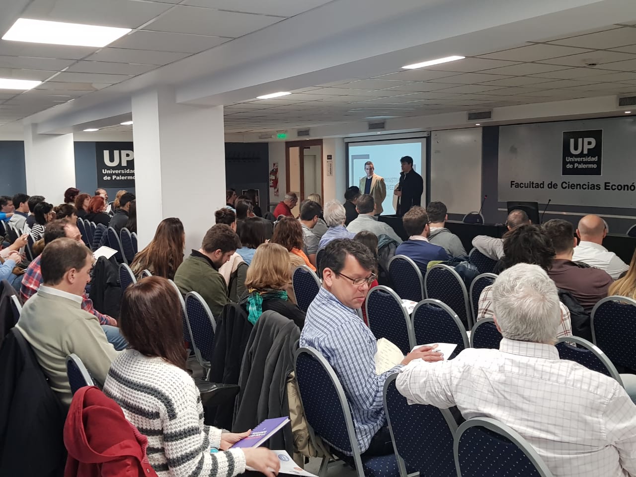 Seguimos capacitando a PyMEs y nuevos comerciantes