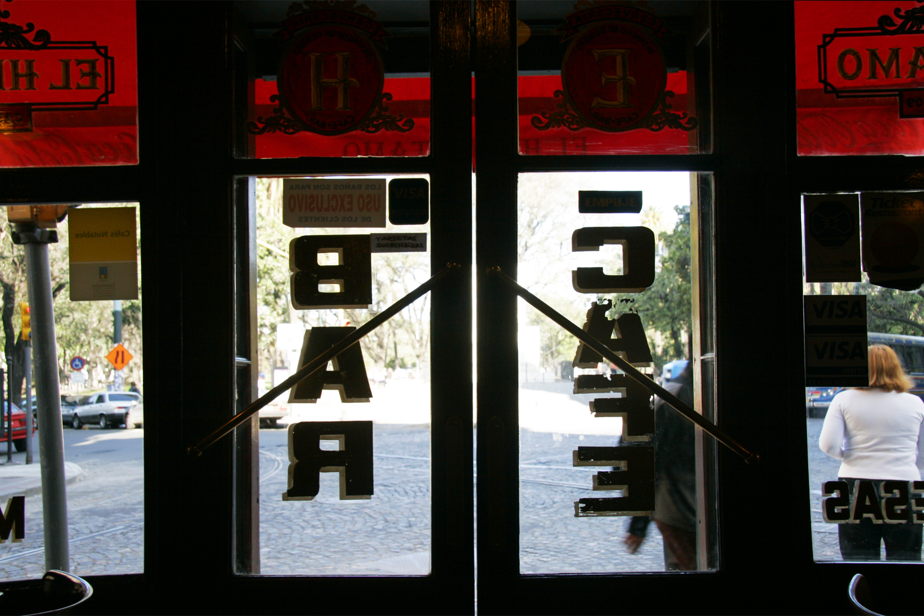 Se extendió el plazo de inscripción para el concurso de Música en Bares Notables 2019