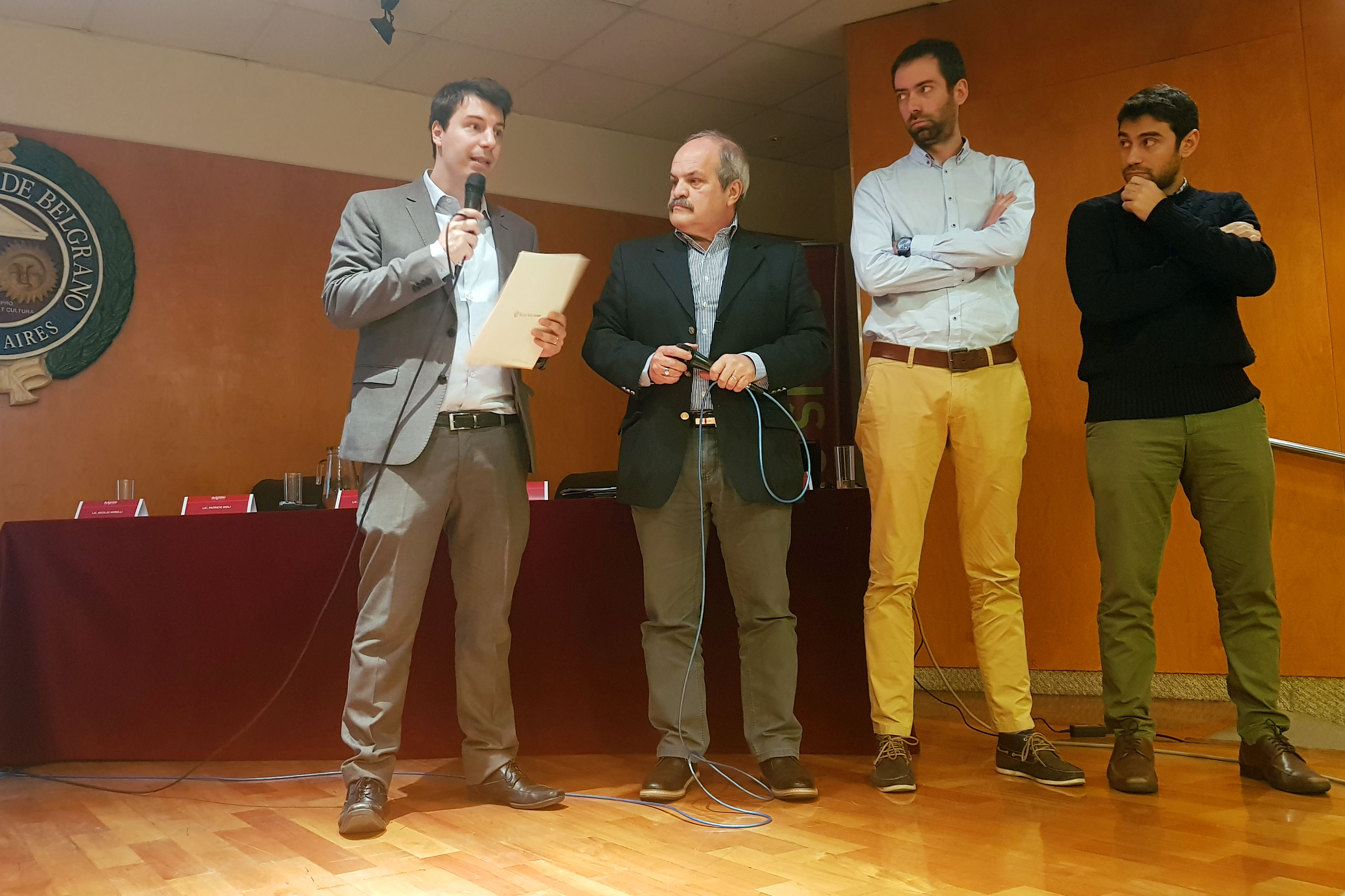 ¡Comerciantes, emprendedores y vecinos se sumaron a la 4ta Revolución Industrial!