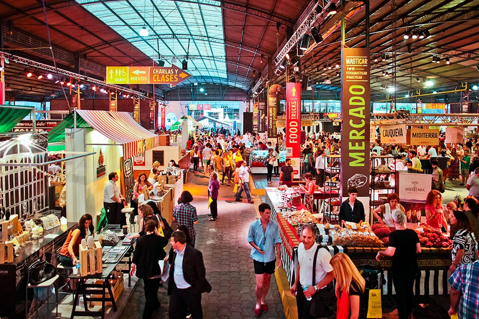 Radio de La Ciudad, a toda hora desde la Feria Masticar