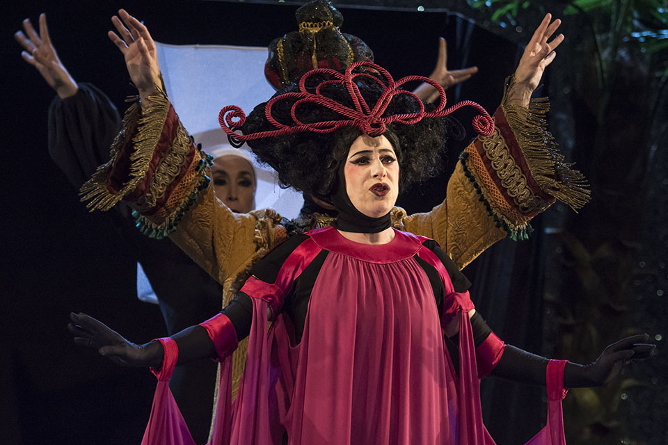 "Divino amore" se muda al Teatro San Martín