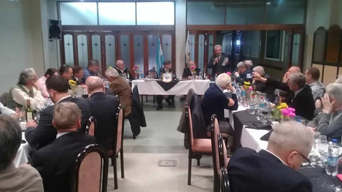 La UCPE visitó el Rotary Club Caballito