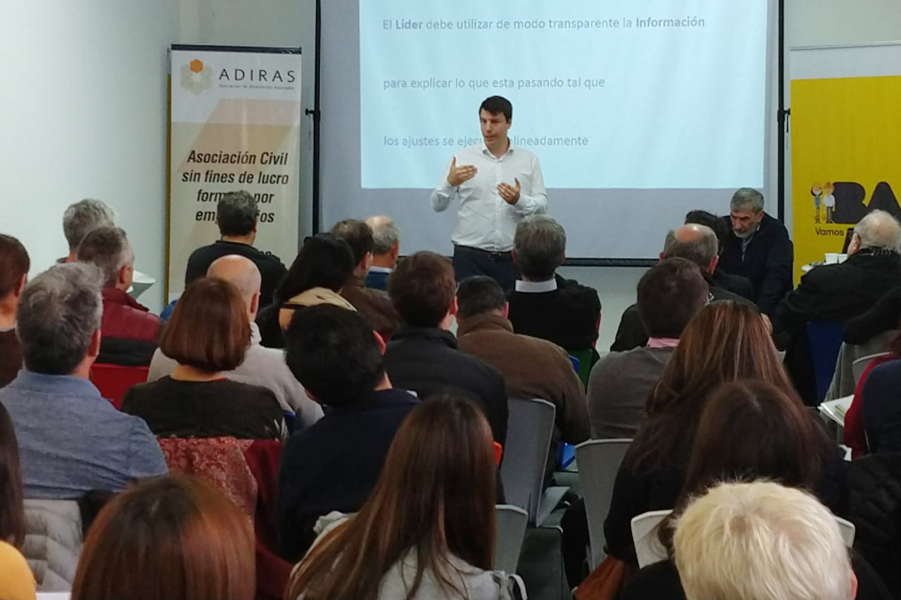 Arrancamos el mes de octubre con la conferencia Dirección Estratégica para PyMEs