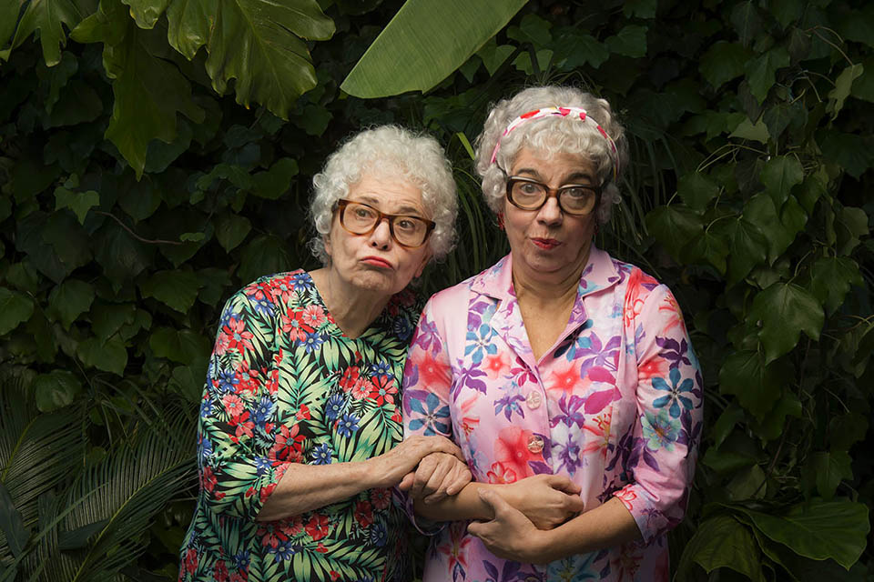 Cae la noche tropical llega al Teatro San Martín