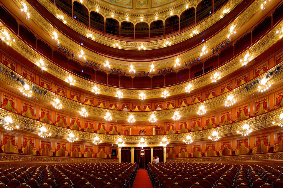 La Radio de la Ciudad transmitirá en vivo desde el Colón