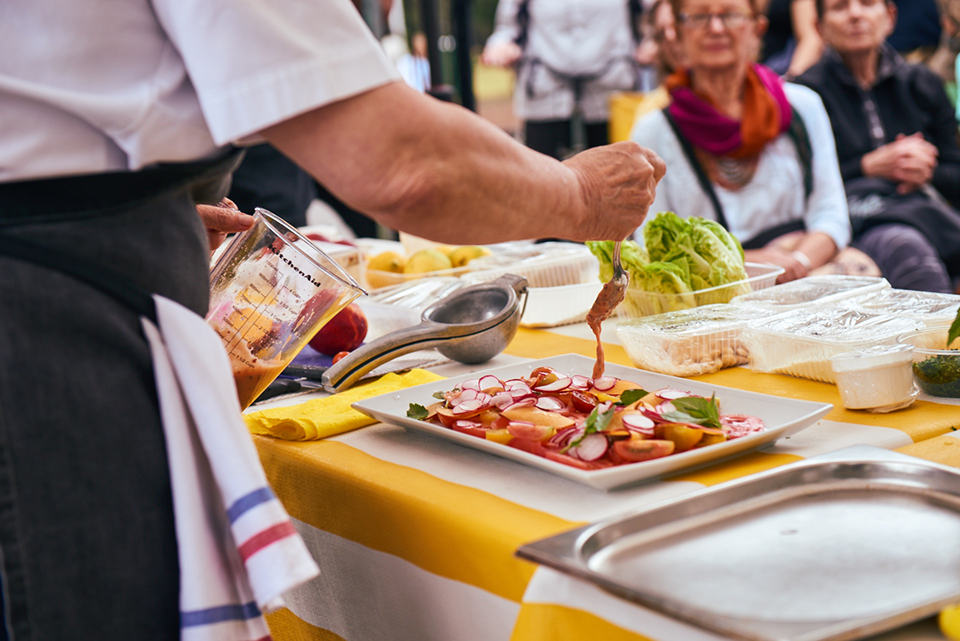 Mejor Casero: clases de cocina en Estaciones Saludables y Mercados de la Ciudad
