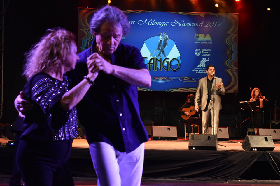 La 2x4 transmitirá “La Gran Milonga Nacional 2018” desde la Avenida de Mayo