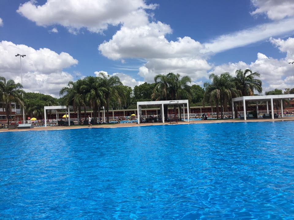 Cómo son las 12 piletas de los polideportivos porteños