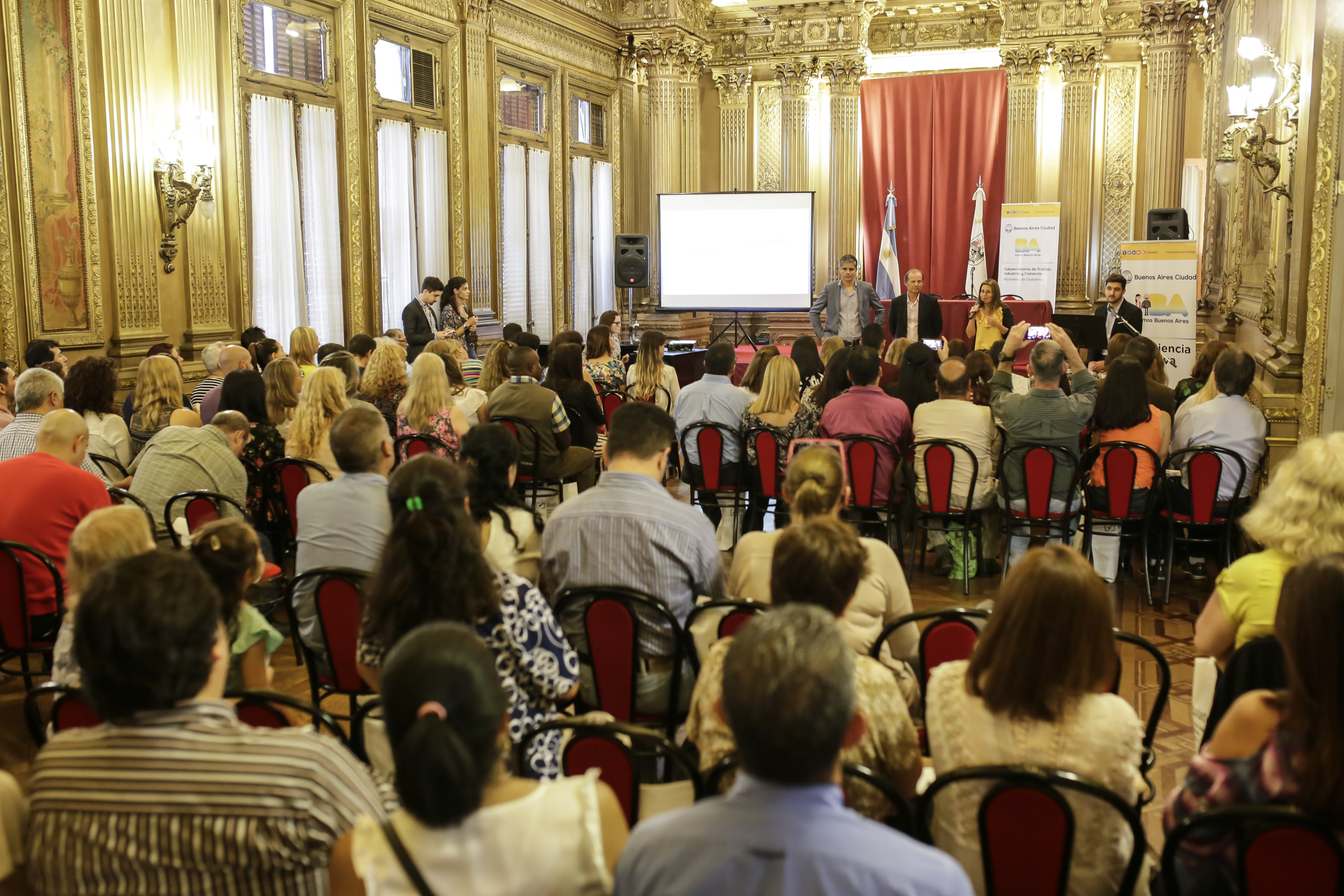 500 nuevos egresados de Experiencia Activa