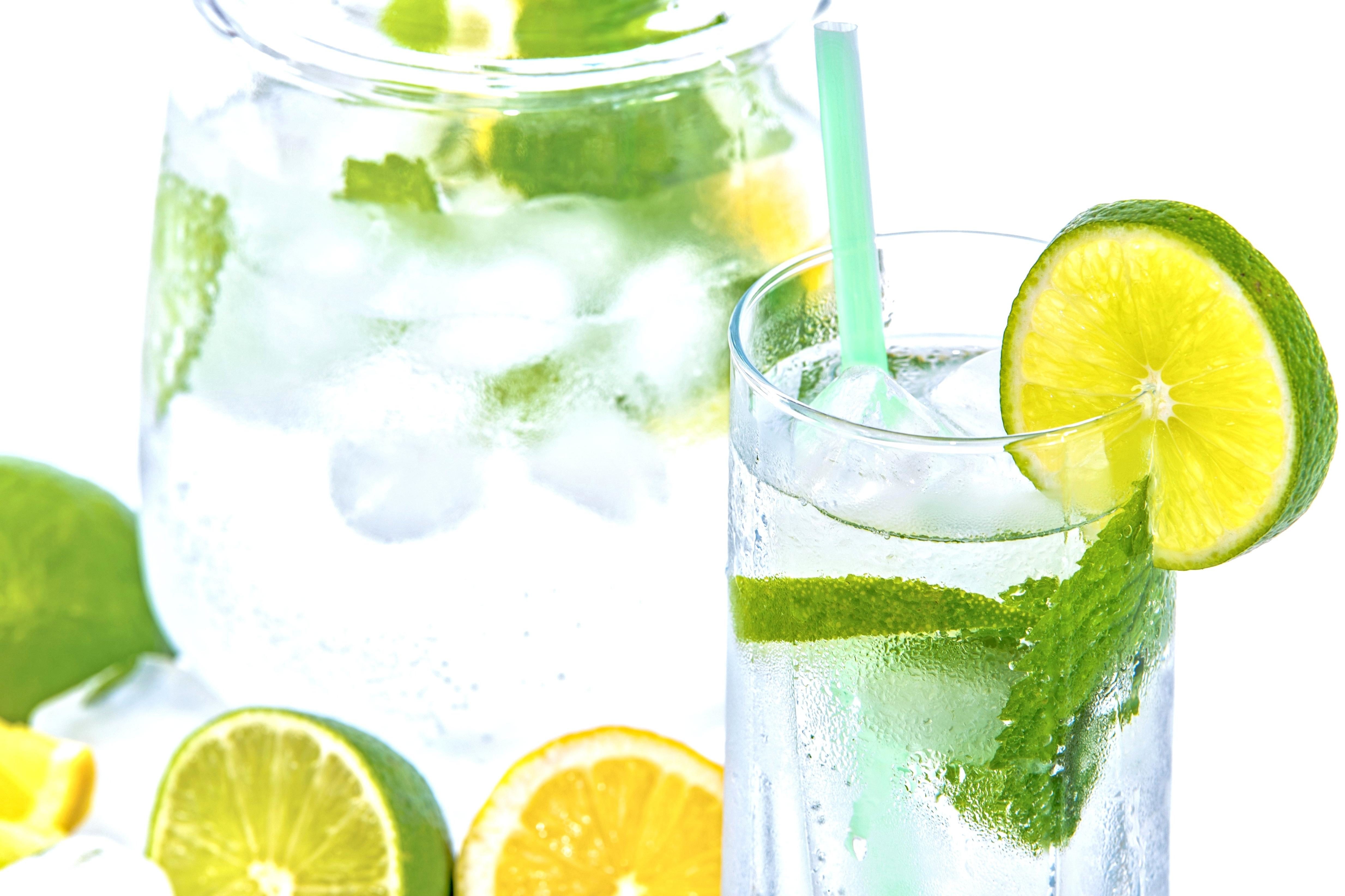 8 vasos de agua todos los días