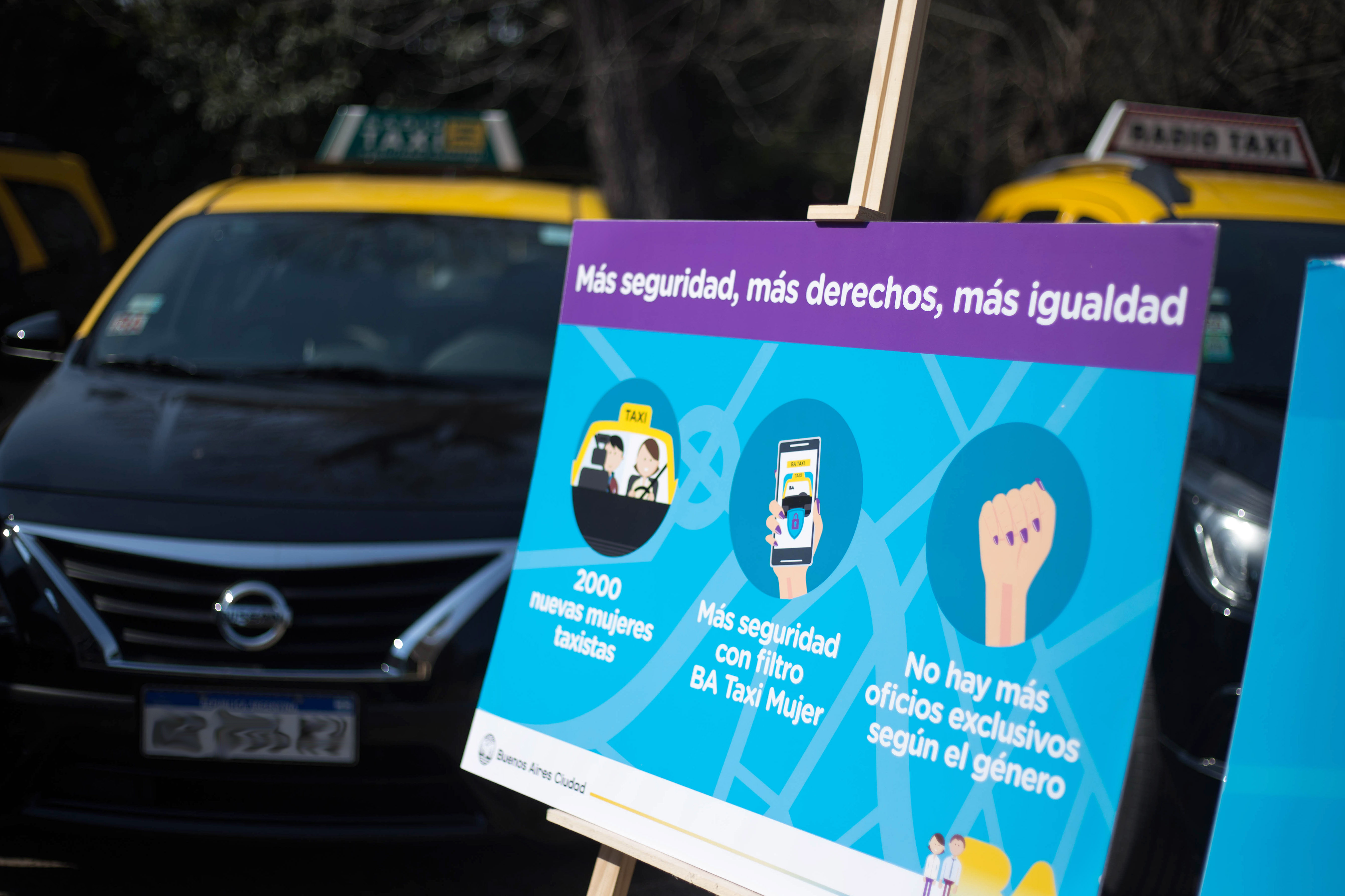 La Ciudad convoca a las mujeres que quieren ser taxistas